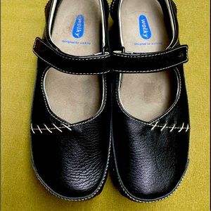 Wolky womens Mary Jane clogs